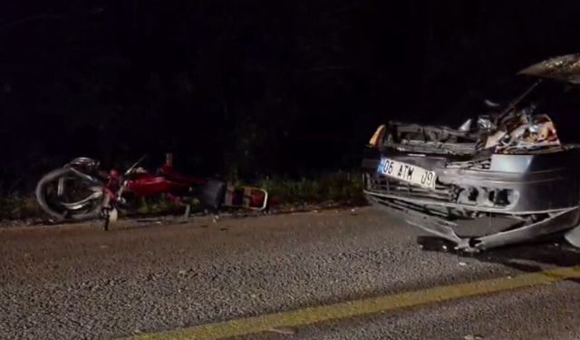 Otomobille çarpışan motosikletin sürücüsü öldü