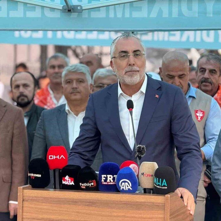 Bakan Işıkhan: "Ata sporlarımızı sonuna kadar destekliyoruz"