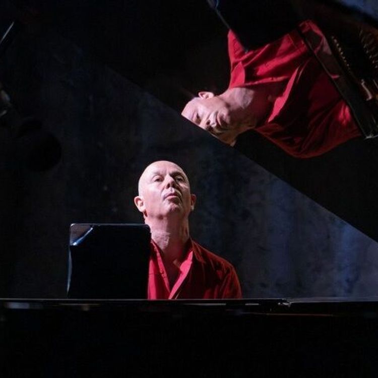 İngiliz piyanist Charles Owen, Gümüşlük Müzik Festivali'nde sahne aldı