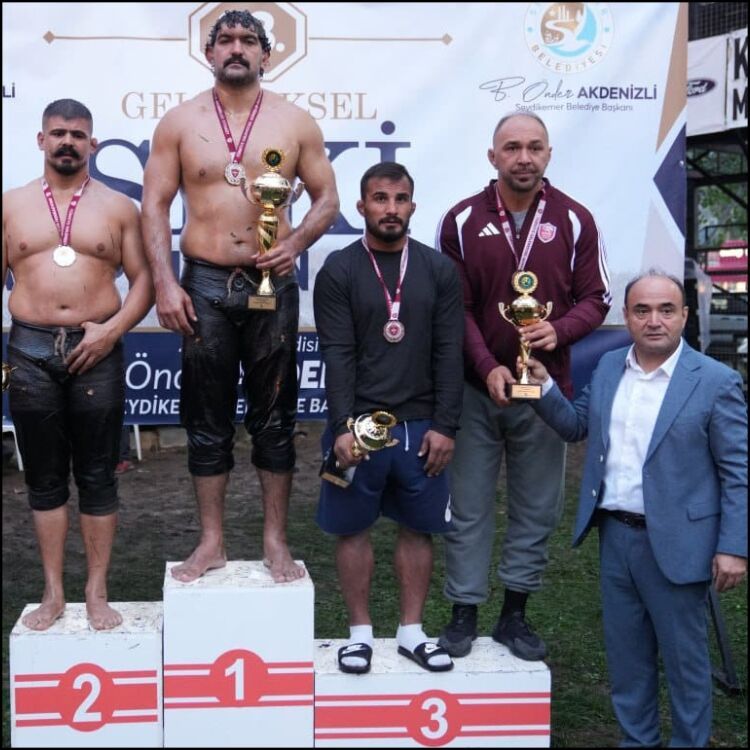Yayla Seki Yağlı Pehlivan Güreşleri'nde başpehlivanlığı İsmail Koç kazandı