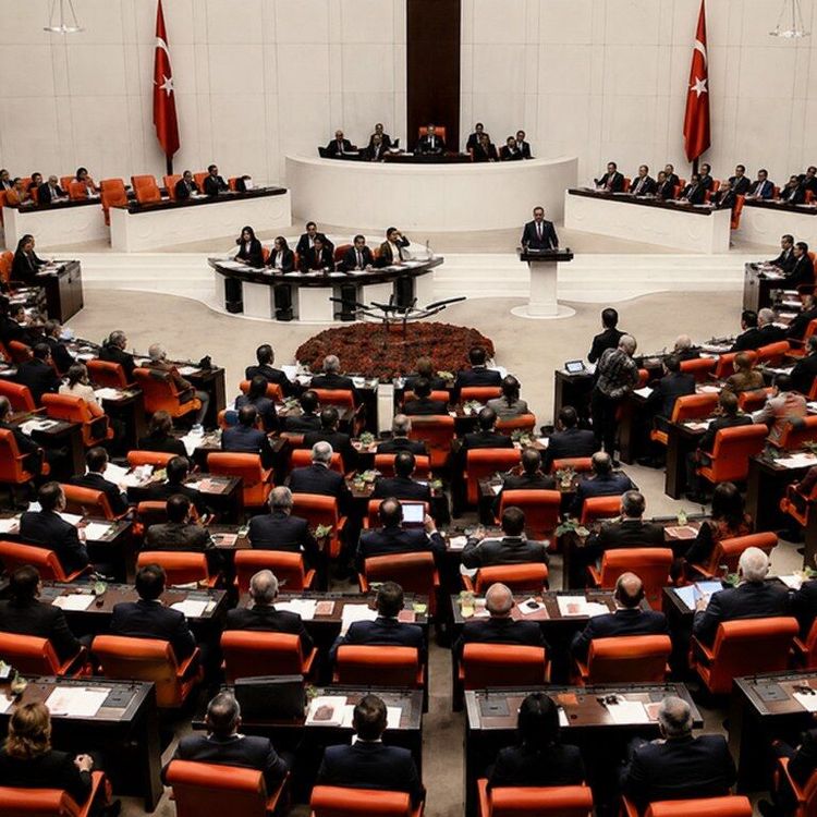 Yasa 467 oy ile kabul edildi, 4 Muğla Milletvekili RED verdi