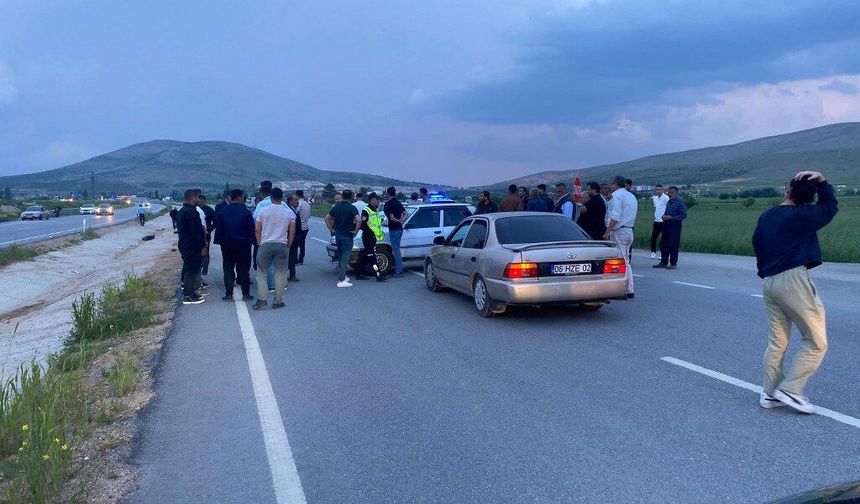 Otomobil motosiklete çarptı: 1 ölü