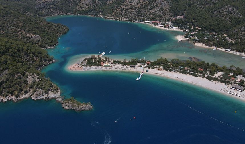Ölüdeniz Kumburnu plajına bayramda 18 bin 870 ziyaretçi