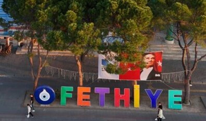 Fethiye Belediyesi Özer Olgun Kültür Merkezi'nden Fethiye Kalesİ'ne