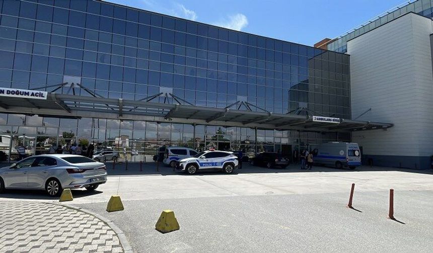 Boşanma aşamasındaki kocasının ağır yaraladığı kadın kurtarılamadı