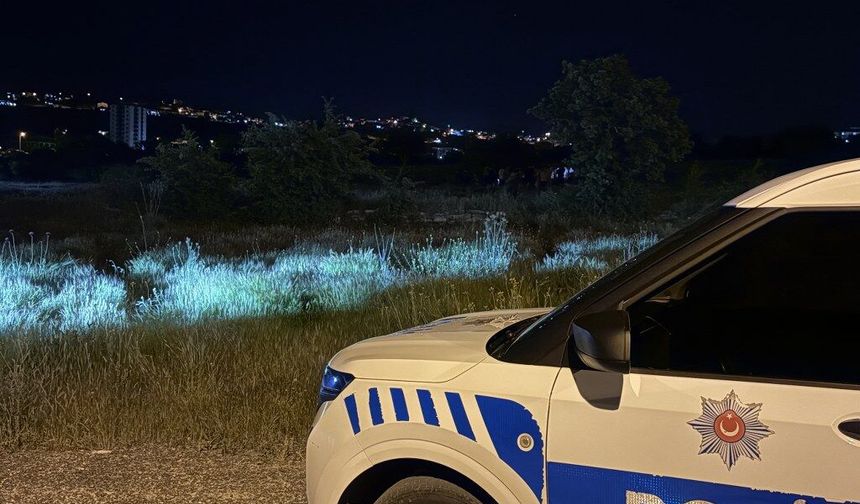 Sizleri seviyorum" notu bırakarak intihar etti