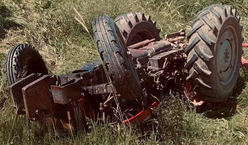 Kontrolden çıkan traktör devrildi: 1 ağır yaralı
