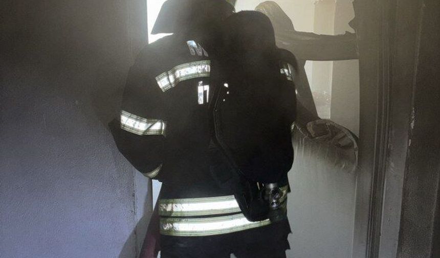 Çocuk odasında çıkan yangın büyümeden söndürüldü