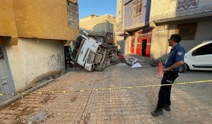Kamyonun ezdiği küçük çocuk hayatını kaybetti