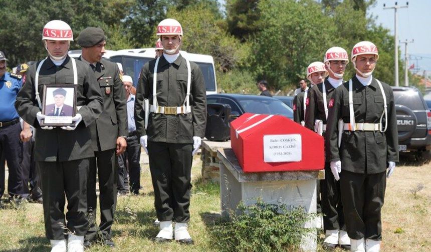 Kıbrıs gazisi son yolculuğuna uğurlandı