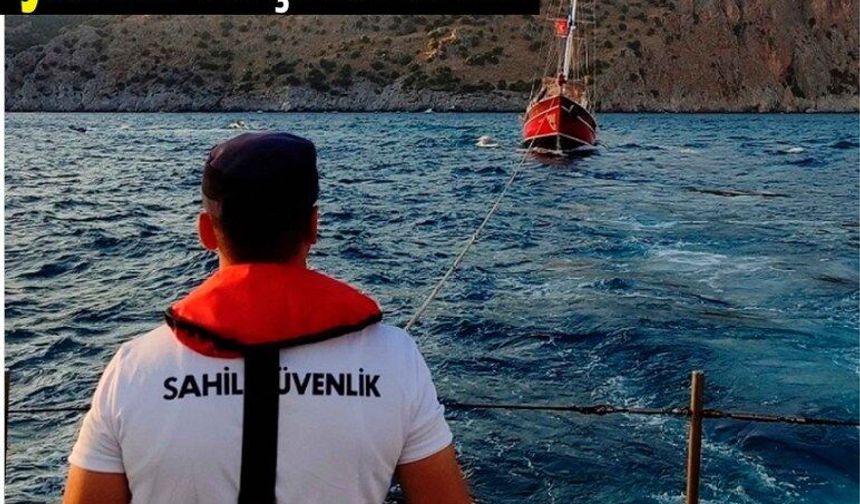 Motoru arızalanan ticari yattaki 4 kişi kurtarıldı