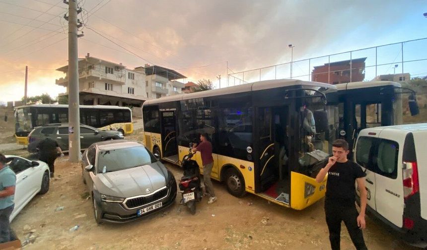 Olası tahliye için otobüsler hazır bekletiliyor