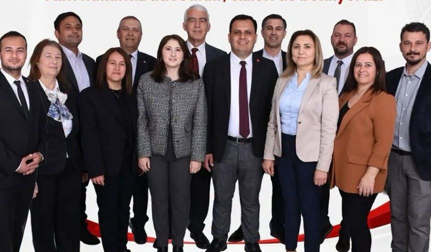 Başkan Durmuş ve meclisi Yeni Parti'ye geçiyor...