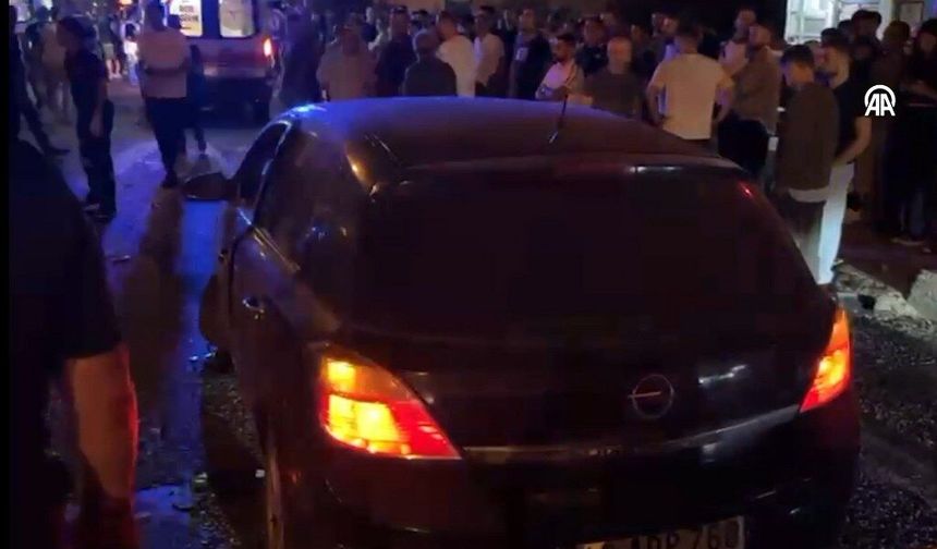 3 otomobilin karıştığı kazada 1'i ağır 5 kişi yaralandı