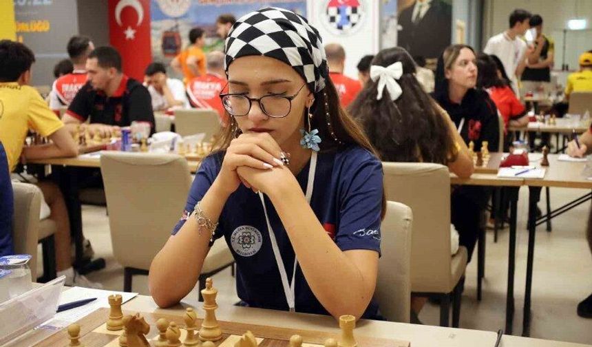 Muğla Büyükşehir satranç takımı birinci lige yükseldi