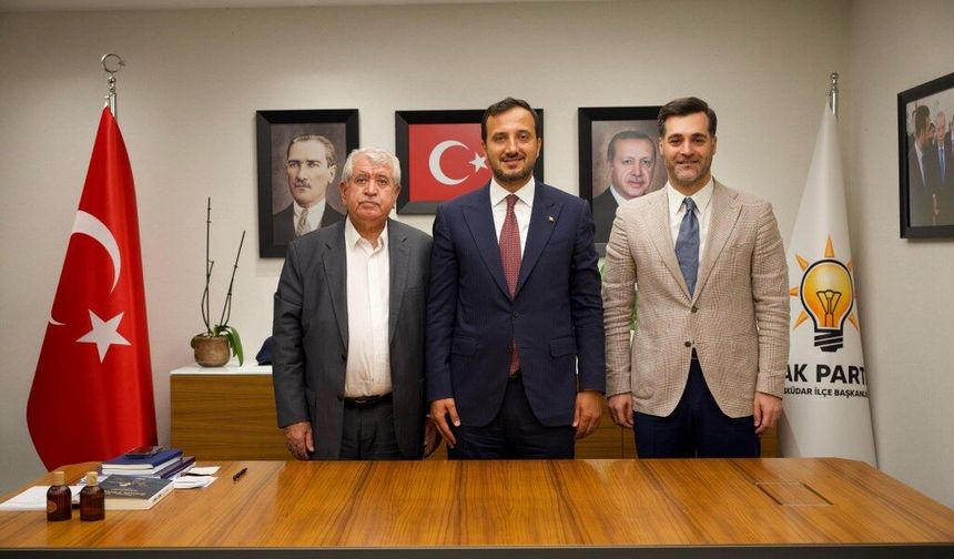 4 CHP'li meclis üyesi AK Parti'ye katıldı