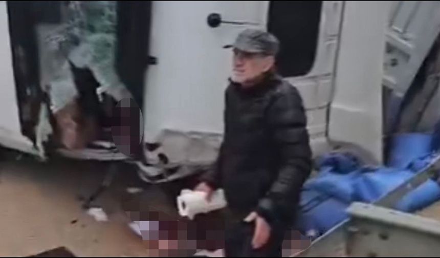 TIR KAZASINDA KOLU KOPTU! SÜRÜCÜ AĞIR YARALI