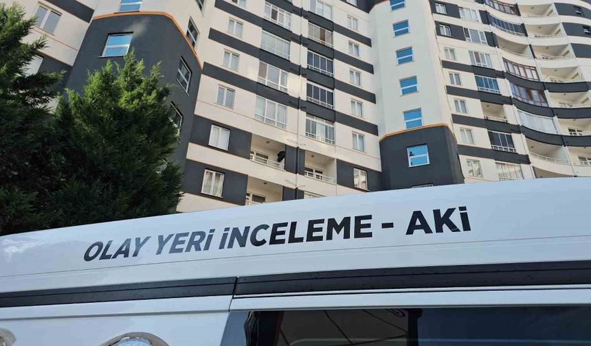 Kavga eden çift birbirini hastanelik etti