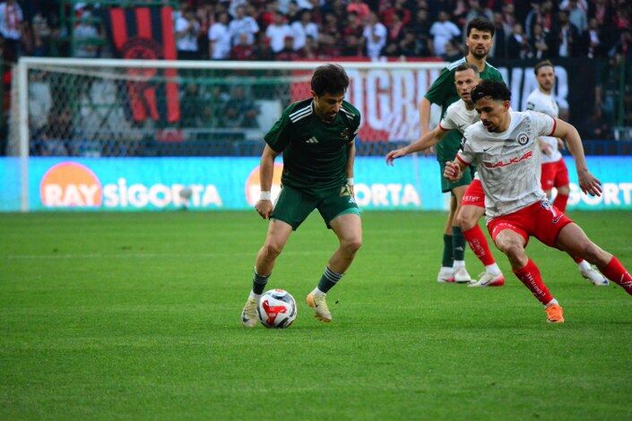Coruım Fk Super Lig (7) 705X470