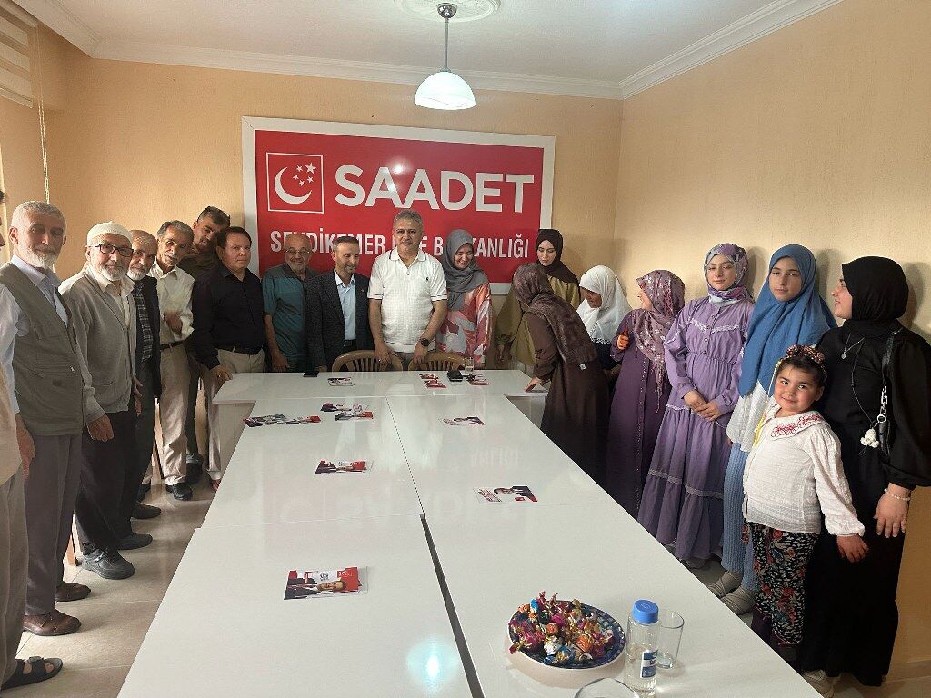 Saadet P (1) 1024X768