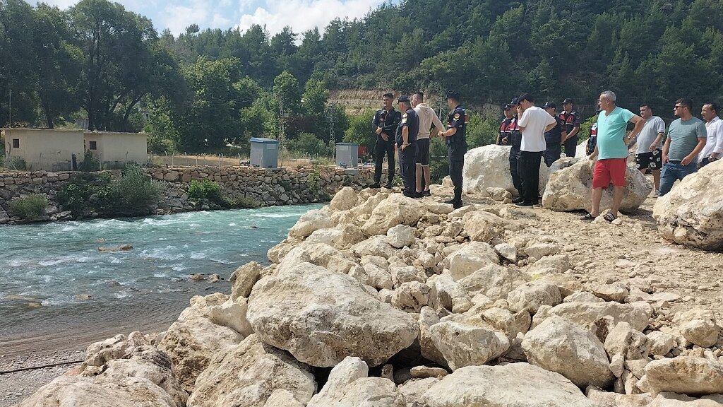 Antalyada Cayda Akintiya Kapilan Kisi Kayboldu (3) 1024X576