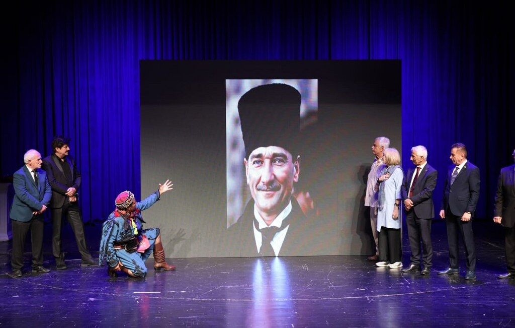 Cumhuriyet Ödülleri (1) 1024X651