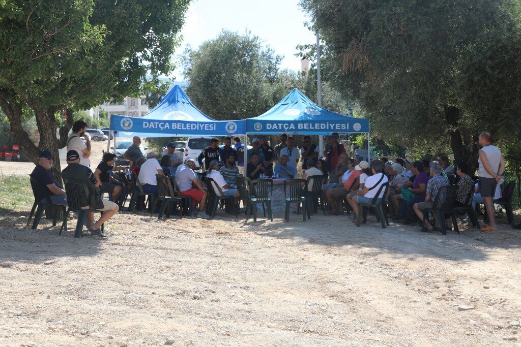 Datça Çomarlık’ta Yılların Kanalizasyon Sorunu Çözüldü, Vatandaşlarla Buluşuldu 1024X683