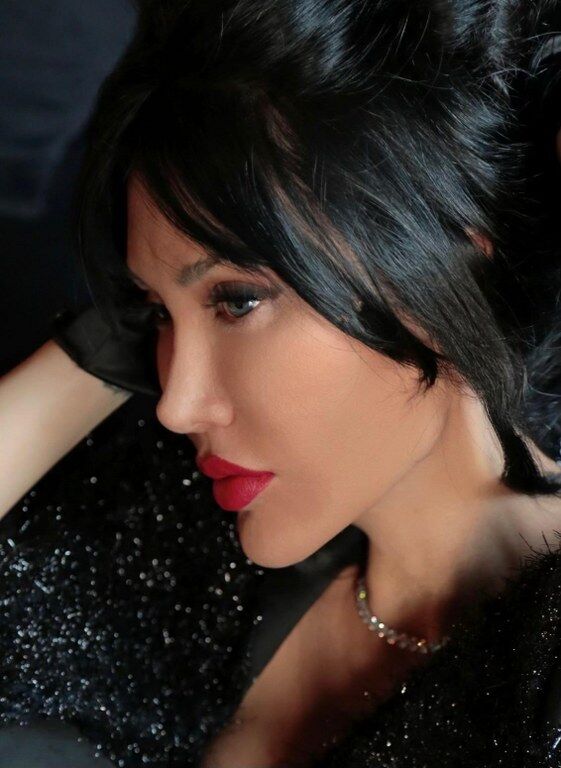Demet Öger (3) 561X768