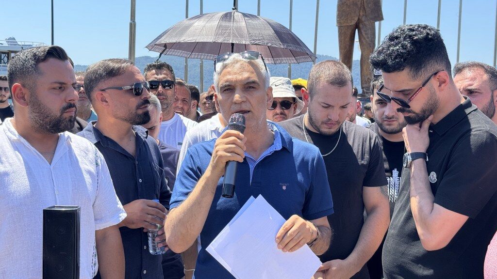 Marmariste Carsi Esnafindan Belediyeye Golgelik Protestosu (3) 1024X576
