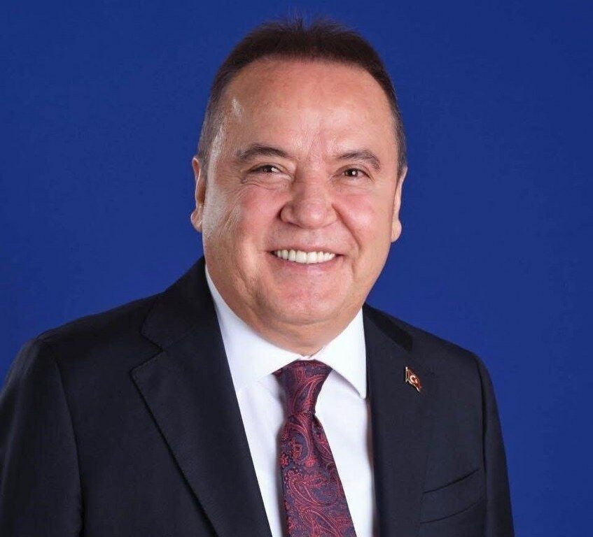 Muhittin Böcek (2) 847X768