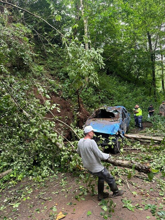 Rize Kaza (2) 576X768