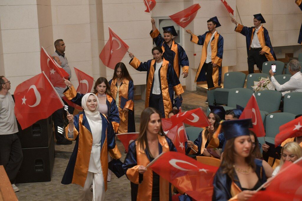 Spor Bilimleri Fakültesi Mezuniyet (8) 1024X683