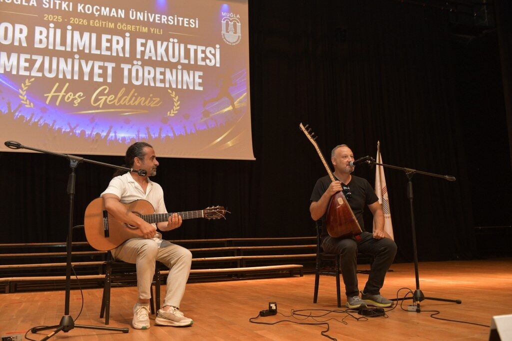 Spor Bilimleri Fakültesi Mezuniyet (9) 1024X683