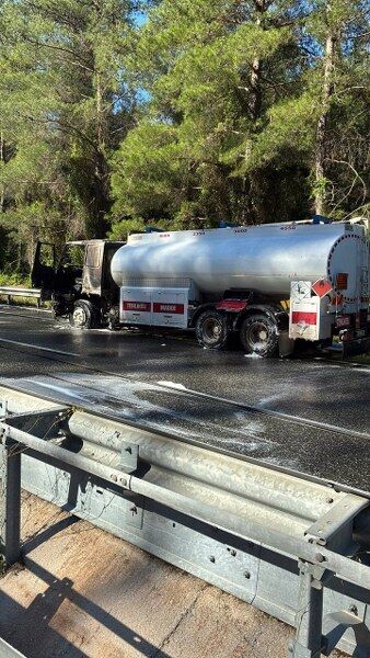 Tanker (2) 338X600