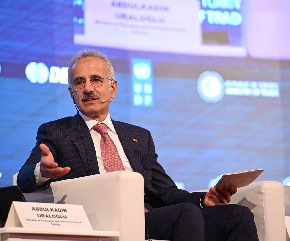 Uraloglu 923X768