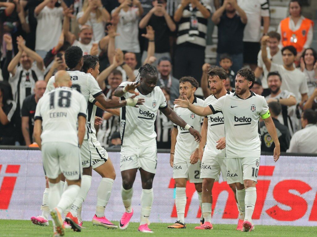 Beşiktaş (11) 1024X766