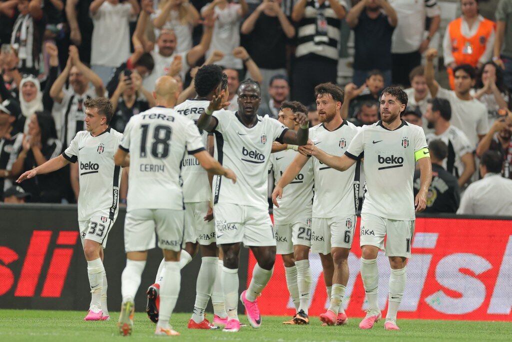 Beşiktaş (14) 1024X684
