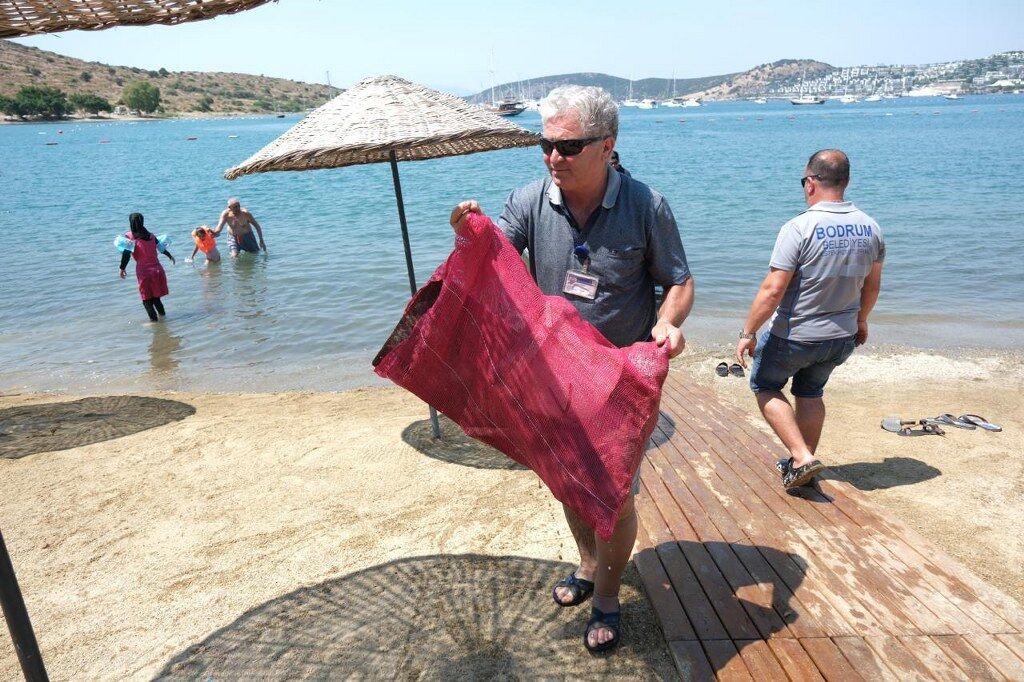 Bodrumda Deniz Dibi Temizliginde 370 Kilogram Atik Cikarildi (4) 1024X682