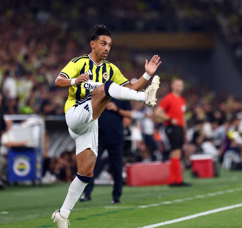 Fenerbahçe (14) 812X768