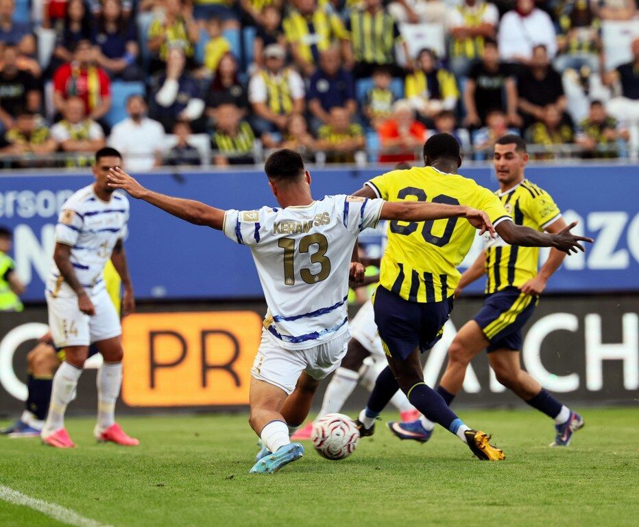 Fenerbahce Hazırlık (3) 932X768