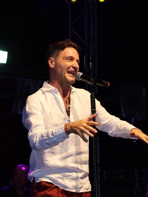 Kavaklıdere Sinan Özen Konser (2) 577X768