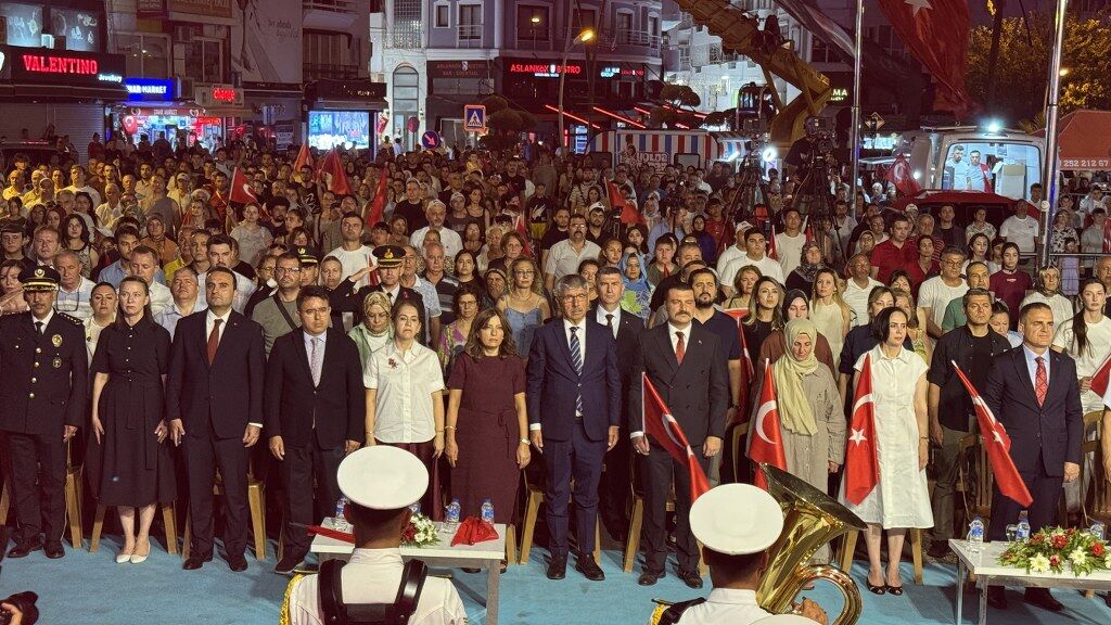 Marmariste 15 Temmuz Sehitleri Anildi (11) 1024X576