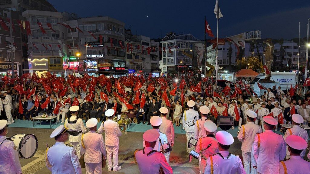 Marmariste 15 Temmuz Sehitleri Anildi (6) 1024X576