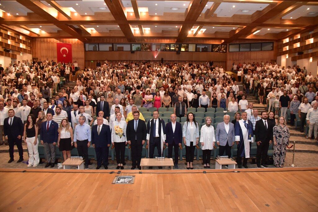 Mskü Tıp Fakültesi Mezuniyet (4) 1024X684