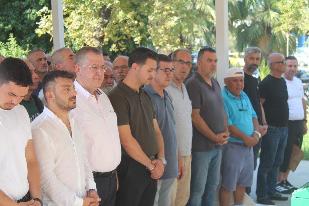 Niyazi Çaçaron Cenaze (2) 1024X682
