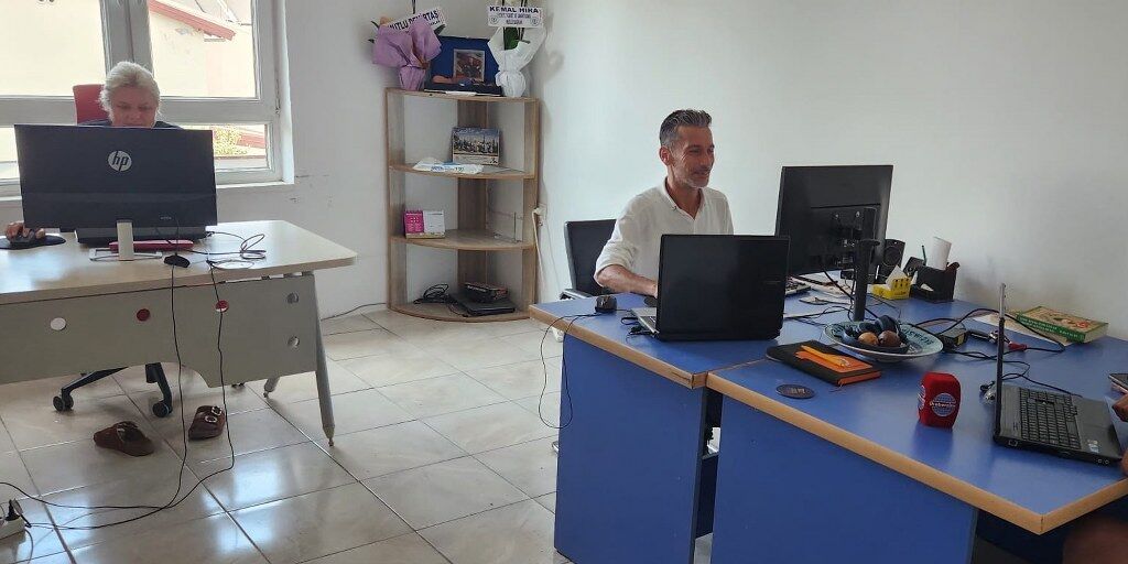 Ofis 1024X512
