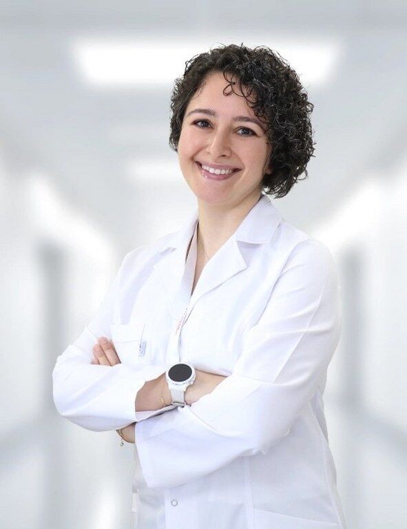 Uzm. Dr. Alev Cansu Certel 591X768