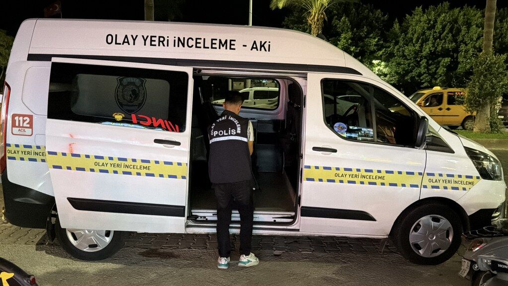 Alanyada Doviz Burosuna Silahli Soygun Girisiminde Bulunuldu (1) 1024X576