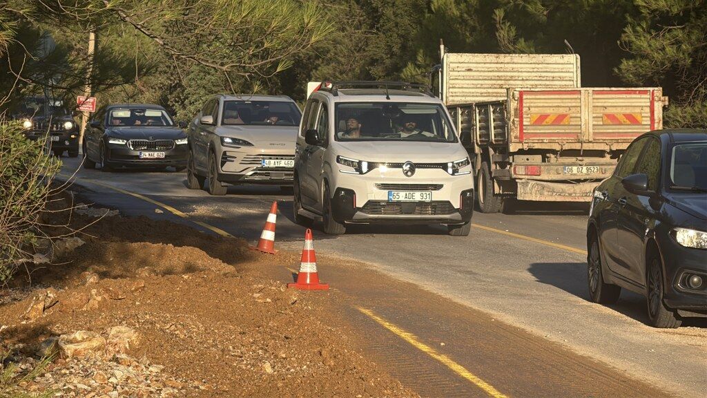 Bodrumda Ana Su Isale Hatti Patladi (3) 1024X576