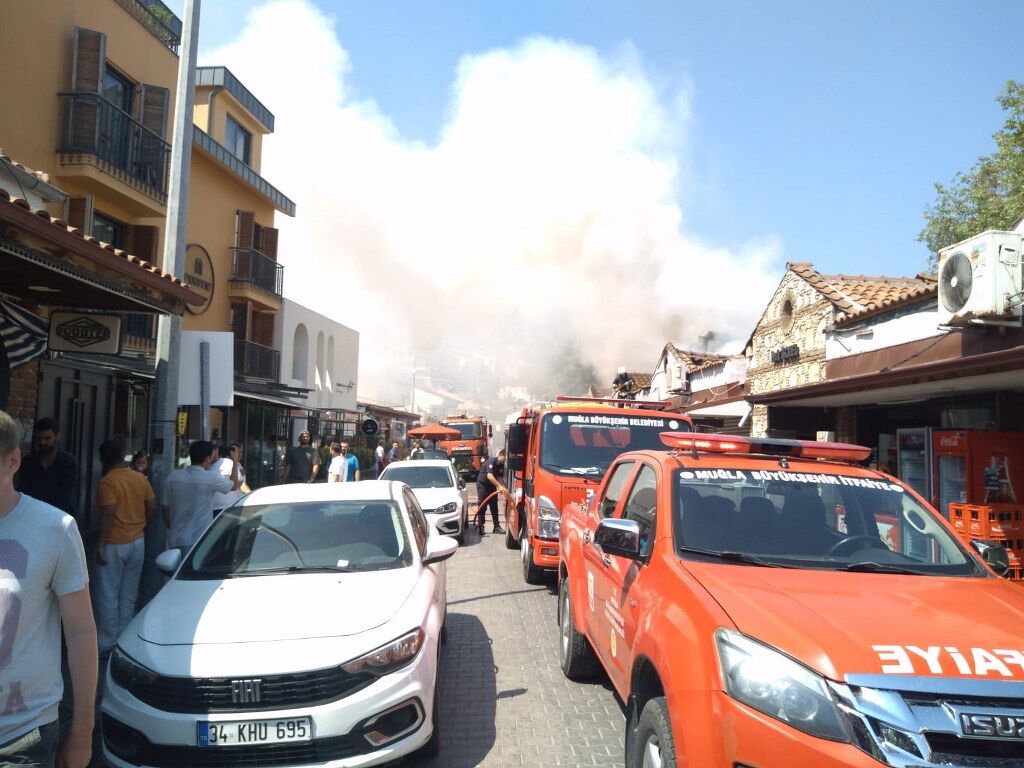 Fethiye Balık Pazarı Yangın (4) 1024X768
